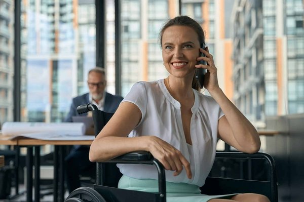 Quali sono i passaggi per adattare un sistema di sospensioni sportive a un veicolo per uso quotidiano?